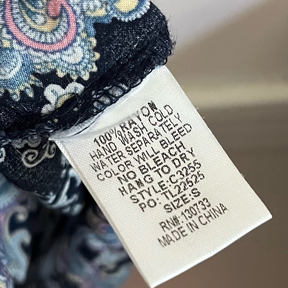 Altar’s State • Blue Navy Patterned Tunic - Picture 5 of 5